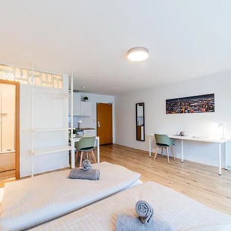 Modern Und Renoviert * Norimberk