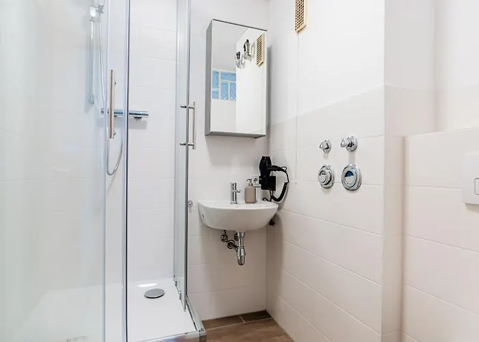 Modern Und Renoviert
